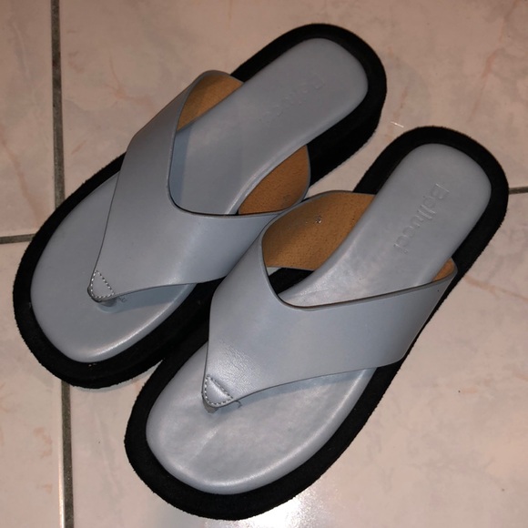 Nasty Gal Shoes - blue platform flip flops